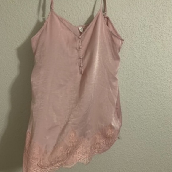 Lacey Pink Tank with Buttons Size L - Picture 2 of 7